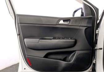 Подержанный автомобиль Kia Sportage 2019 года (19 фото)