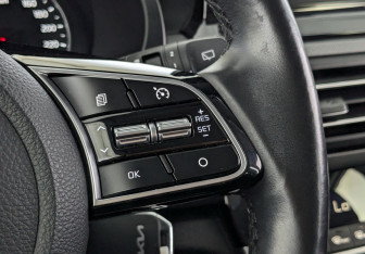 Подержанный автомобиль Kia Seltos 2022 года (28 фото)