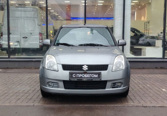 Подержанный автомобиль Suzuki Swift Hatchback 2007 года (2 фото)