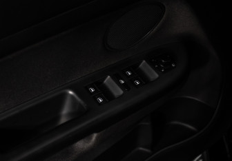 Подержанный автомобиль Volkswagen Golf Plus 2011 года (14 фото)