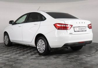 Подержанный автомобиль LADA (ВАЗ) Vesta Sedan 2018 года (7 фото)