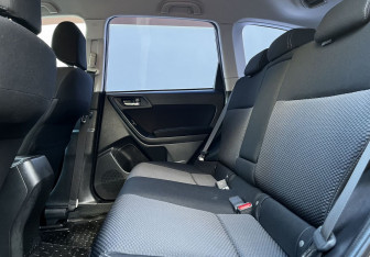Подержанный автомобиль Subaru Forester Suv 2013 года (11 фото)