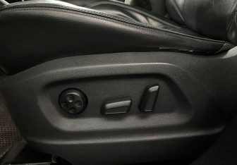 Подержанный автомобиль Volkswagen Tiguan 2011 года (19 фото)