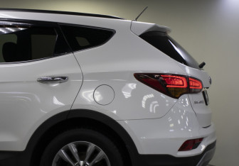 Подержанный автомобиль Hyundai Santa Fe 2015 года (23 фото)