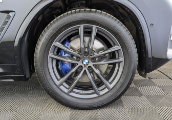 Подержанный автомобиль BMW X4 2019 года (12 фото)