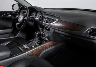 Подержанный автомобиль Audi A6 Sedan 2015 года (9 фото)