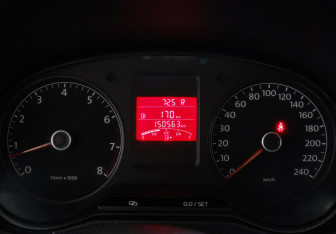 Подержанный автомобиль Volkswagen Polo Sedan 2011 года (7 фото)