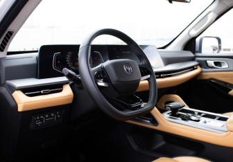 Подержанный автомобиль Changan Hunter Plus 2024 года (12 фото)