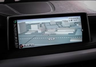 Подержанный автомобиль BMW X6 2015 года (19 фото)