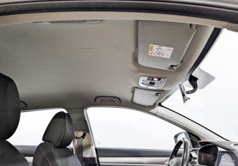 Подержанный автомобиль Geely Coolray 2022 года (20 фото)