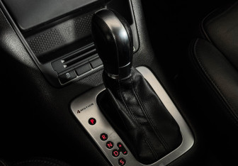 Подержанный автомобиль Volkswagen Tiguan 2012 года (15 фото)