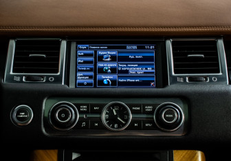 Подержанный автомобиль Land Rover Range Rover Sport 2012 года (15 фото)