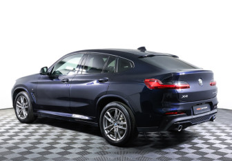 Подержанный автомобиль BMW X4 2019 года (7 фото)