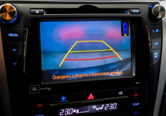 Подержанный автомобиль Toyota Camry Sedan 2017 года (26 фото)