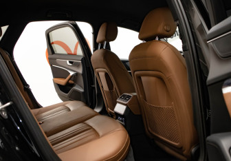 Подержанный автомобиль Audi A6 Sedan 2019 года (31 фото)