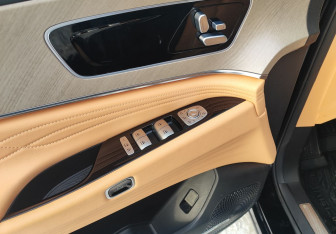 Подержанный автомобиль Jaecoo J8 2024 года (14 фото)