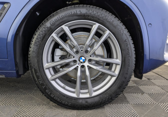 Подержанный автомобиль BMW X3 2021 года (12 фото)