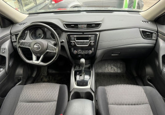 Подержанный автомобиль Nissan X-Trail 2019 года (9 фото)