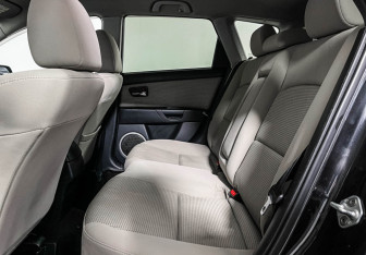 Подержанный автомобиль Mazda 3 Hatchback 2008 года (10 фото)