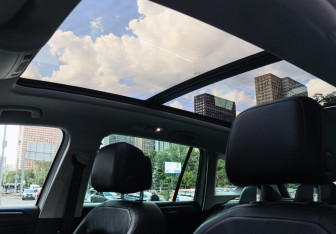 Подержанный автомобиль Volkswagen Tiguan 2019 года (13 фото)