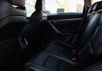 Подержанный автомобиль Belgee X70 2024 года (8 фото)