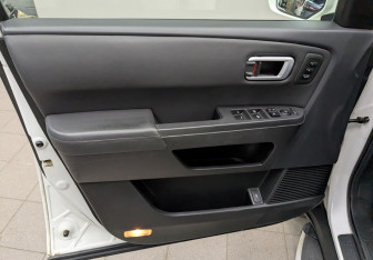 Подержанный автомобиль Honda Pilot 2012 года (10 фото)