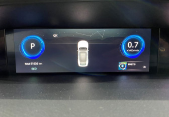 Подержанный автомобиль Changan UNI-V 2023 года (12 фото)