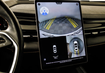 Подержанный автомобиль Geely Preface 2024 года (15 фото)