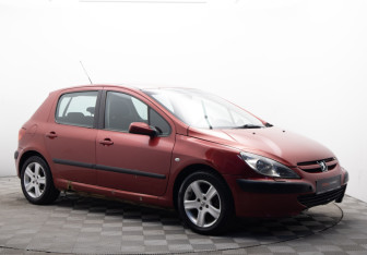 Подержанный автомобиль Peugeot 307 Hatchback 2003 года (7 фото)