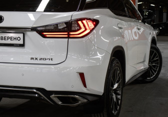 Подержанный автомобиль Lexus RX 2015 года (24 фото)