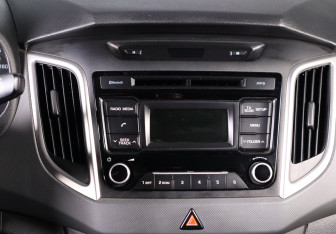 Подержанный автомобиль Hyundai Creta 2016 года (8 фото)