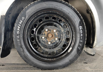 Подержанный автомобиль Suzuki SX4 Sedan 2008 года (15 фото)