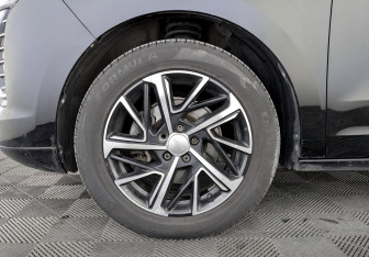 Подержанный автомобиль Haval Jolion 2022 года (18 фото)