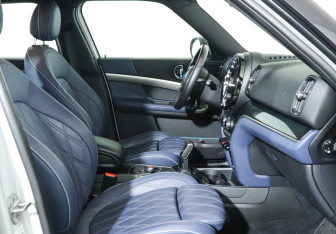 Подержанный автомобиль MINI Countryman 2022 года (9 фото)