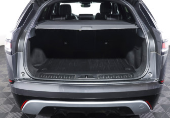 Подержанный автомобиль Land Rover Range Rover Velar 2019 года (9 фото)