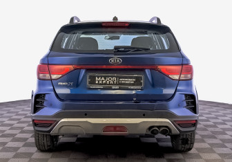 Подержанный автомобиль Kia Rio Hatchback 2021 года (6 фото)