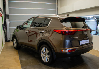 Подержанный автомобиль Kia Sportage 2018 года (6 фото)