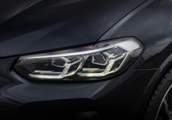 Подержанный автомобиль BMW X3 2021 года (3 фото)