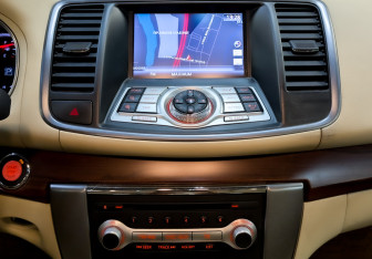 Подержанный автомобиль Nissan Teana 2013 года (15 фото)