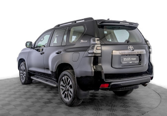 Подержанный автомобиль Toyota Land Cruiser Prado 2021 года (7 фото)