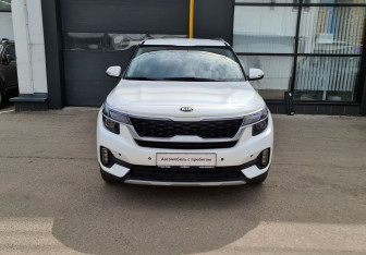 Подержанный автомобиль Kia Seltos 2020 года (2 фото)