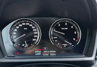 Подержанный автомобиль BMW X1 2021 года (13 фото)