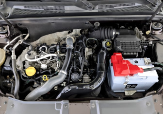 Подержанный автомобиль Renault Arkana 2020 года (9 фото)