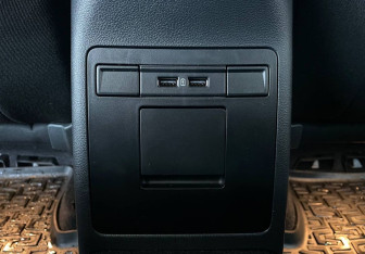 Подержанный автомобиль Skoda Octavia Liftback 2020 года (19 фото)