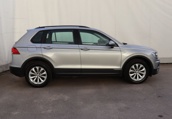Подержанный автомобиль Volkswagen Tiguan 2019 года (7 фото)