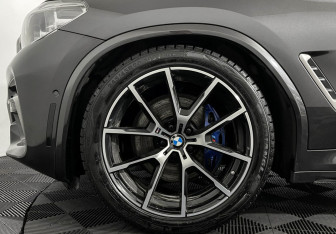 Подержанный автомобиль BMW X3 2019 года (7 фото)