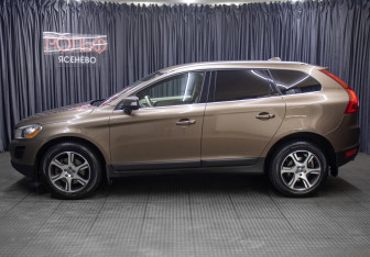 Подержанный автомобиль Volvo XC60 2013 года (8 фото)