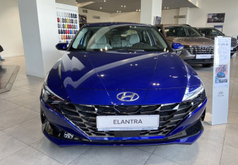 Новый Hyundai Elantra Sedan 2025 (2 фото)