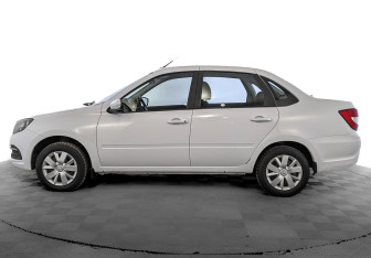 Подержанный автомобиль LADA (ВАЗ) Granta Sedan 2022 года (8 фото)