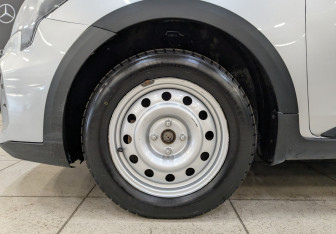 Подержанный автомобиль Kia Rio Hatchback 2021 года (11 фото)